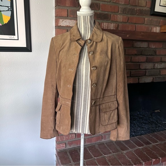 Ann Taylor Jackets & Blazers - VTG Ann Taylor Y2K Suede Button Down Jacket in Tan Sz M